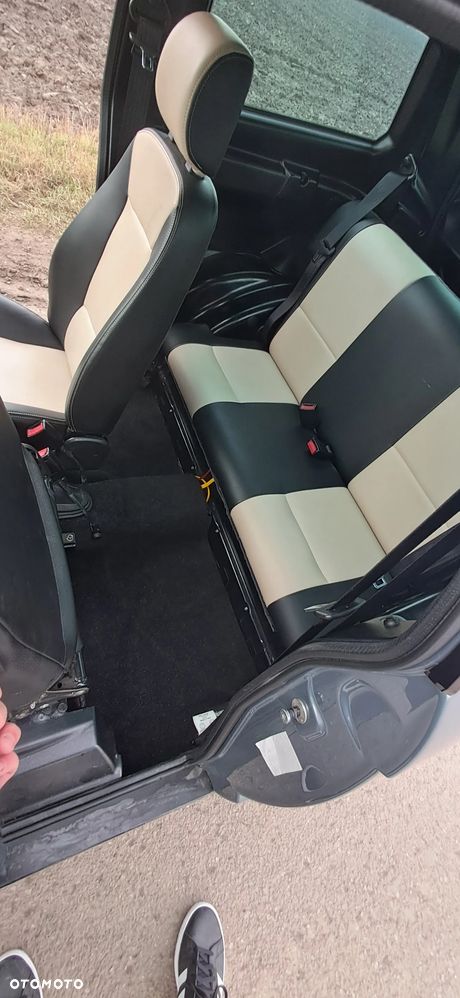 Aixam Crossover - 25