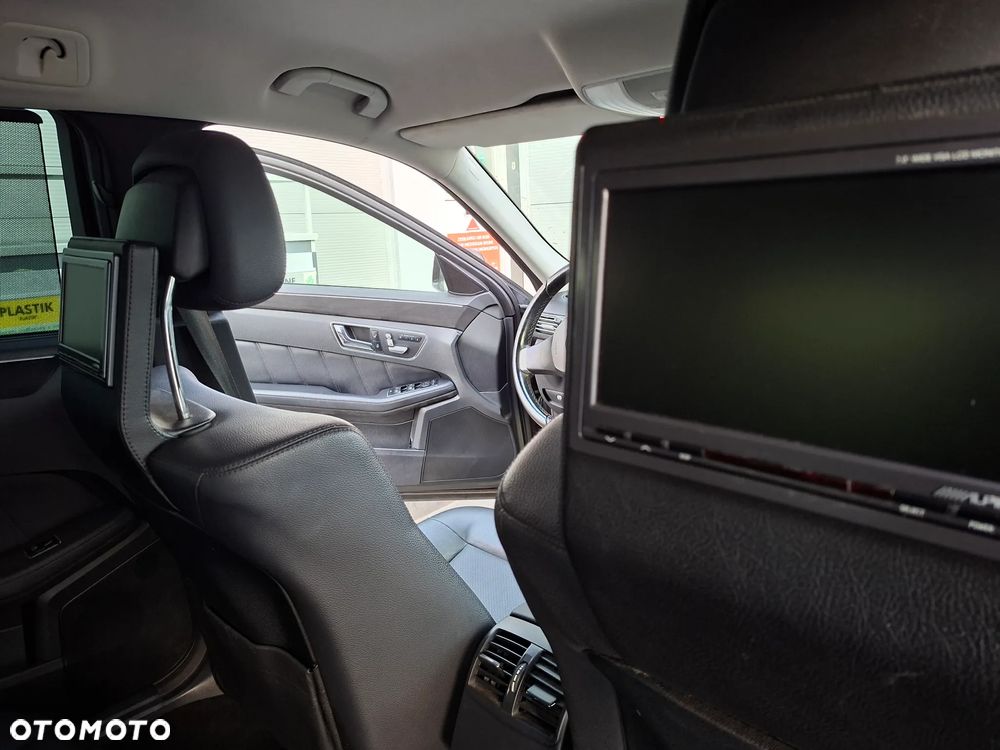 Mercedes-Benz Klasa E 200 CGI BlueEFFICIENCY Automatik - 7
