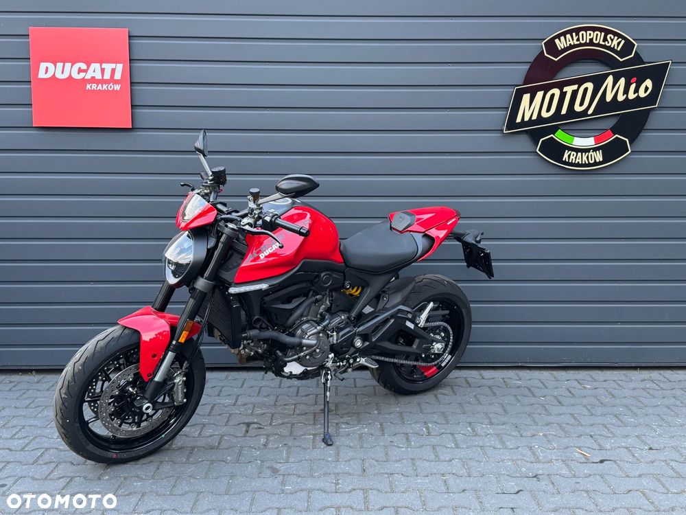 Ducati Monster - 10