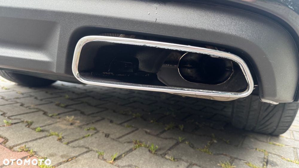 Audi A6 Avant 2.0 TDI Ultra DPF S tronic - 27