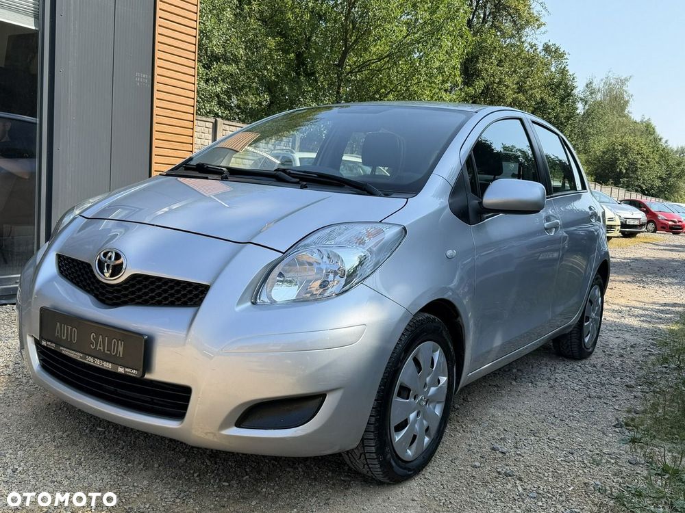 Toyota Yaris - 4