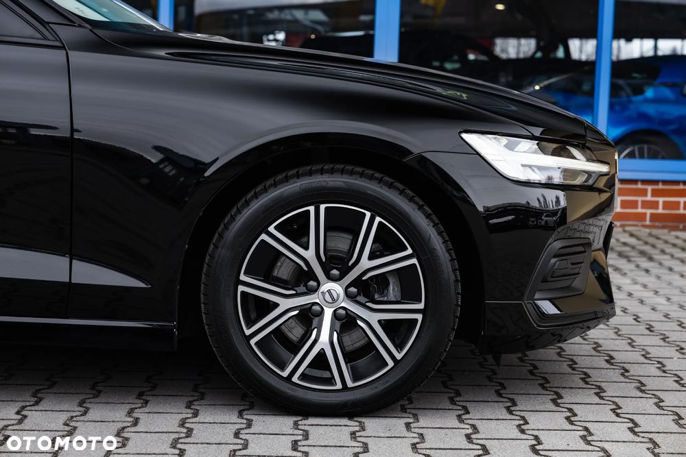 Volvo V60 B3 B Essential - 12