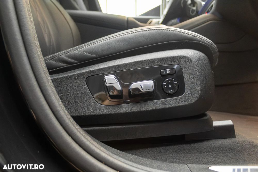 BMW X6 M M60i xDrive - 20