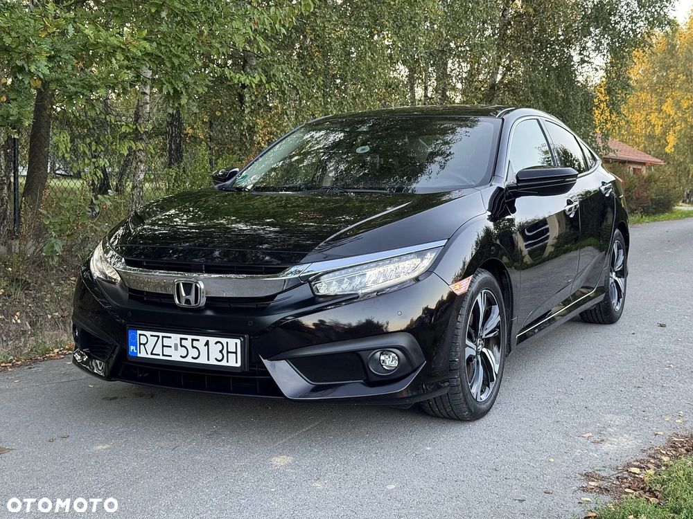 Honda Civic 1.5 i-VTEC Turbo Executive - 11