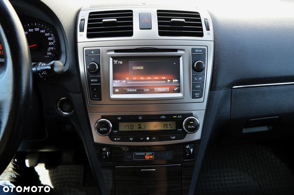 Toyota Avensis 2.0 D-4D Sol - 16