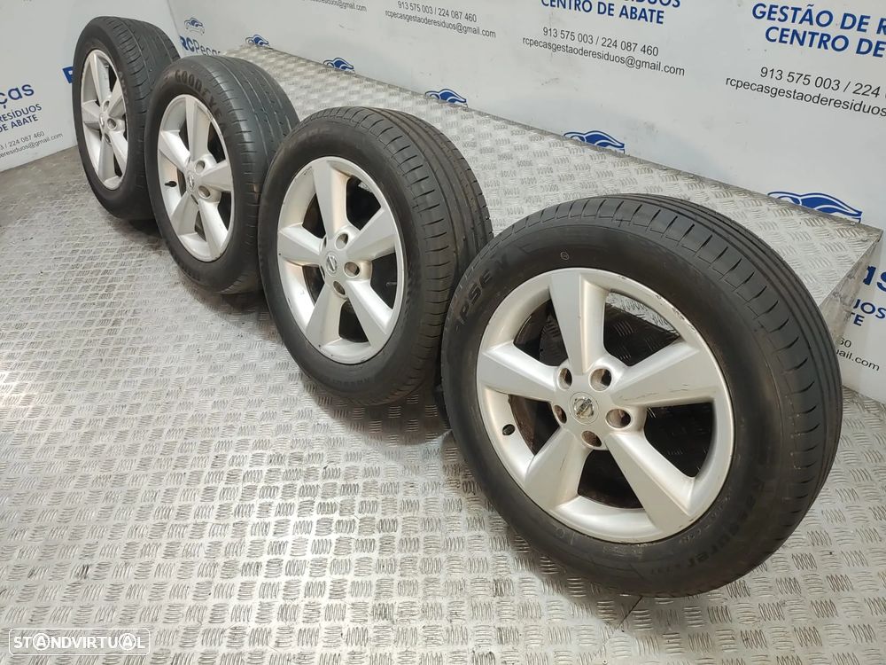 Conjunto de jantes 17 Nissan Qashqai J10 6,5J ET40 5x114,3 Original - 2