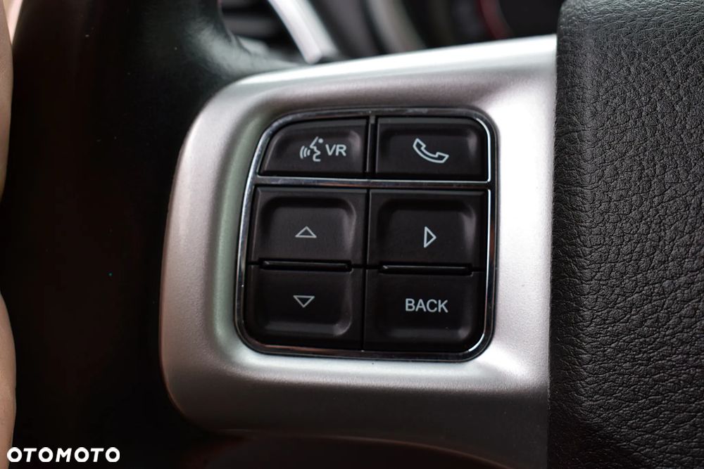 Dodge Journey - 12