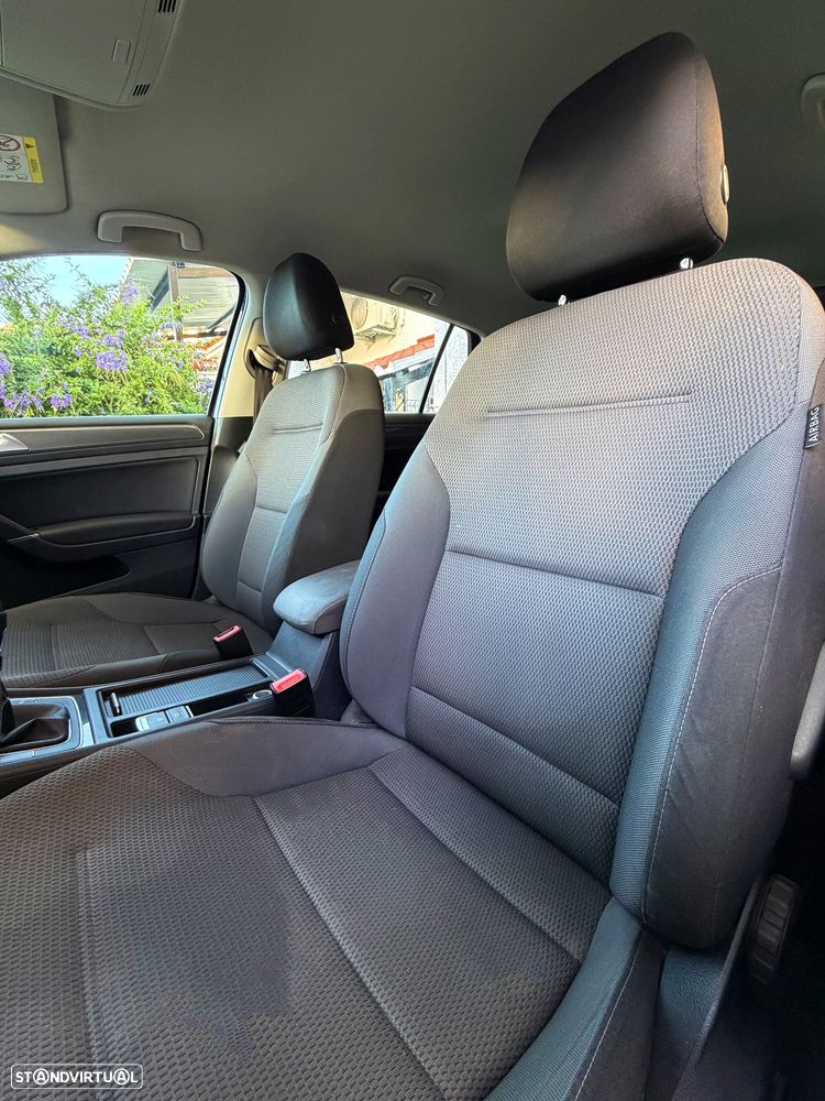 VW Golf 1.6 TDI (BlueMotion ) Comfortline - 11