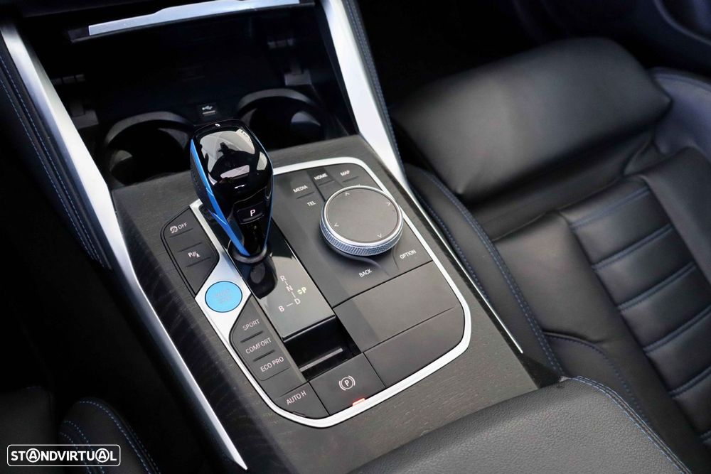 BMW i4 eDrive40 Pack Desportivo M - 52