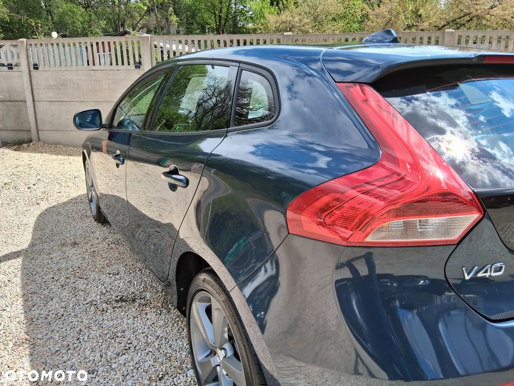 Volvo V40 D2 Inscription - 35