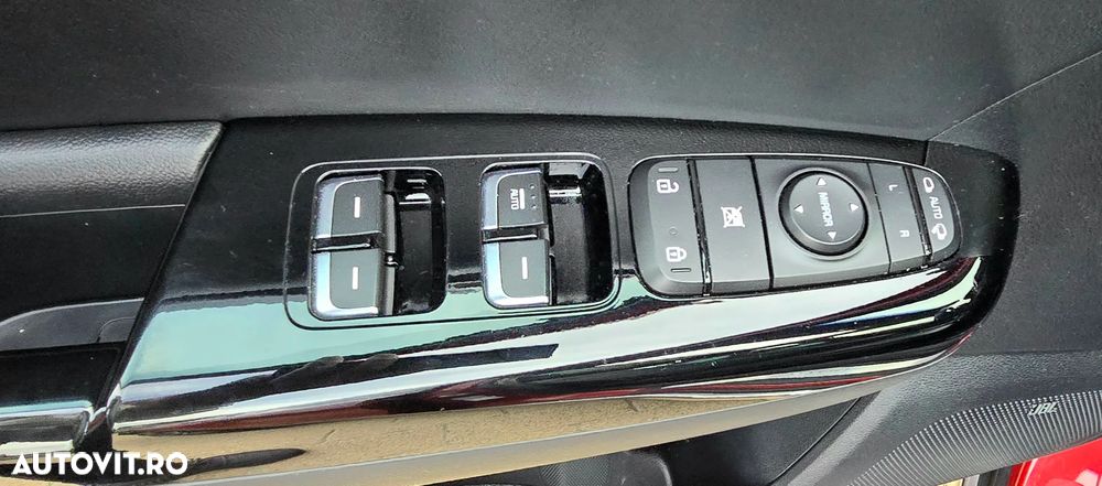 Kia Sportage 2,0 CRDI AWD Aut. GT Line - 33