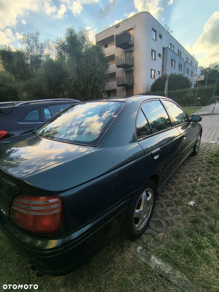 Honda Accord 2.0 ES - 5