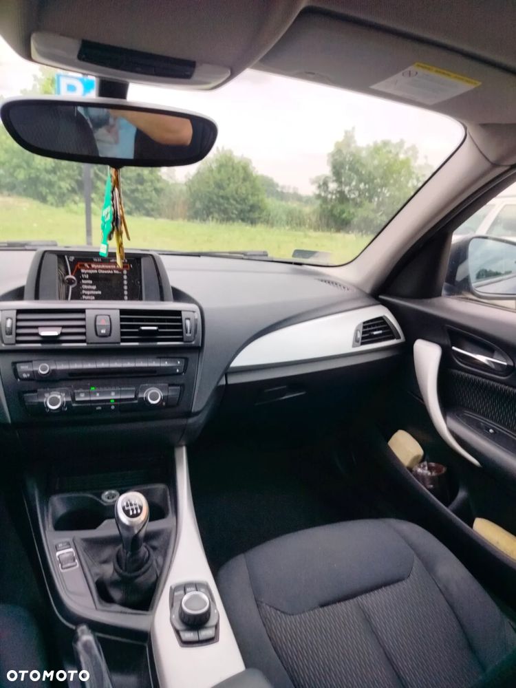 BMW Seria 1 118d - 9