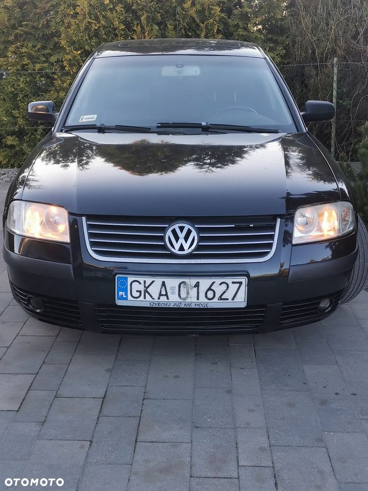 Volkswagen Passat - 4