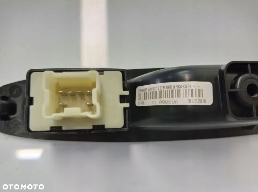 PANEL PRZEŁĄCZNIK SZYB RENAULT CLIO IV LIFT KOMBI - 3