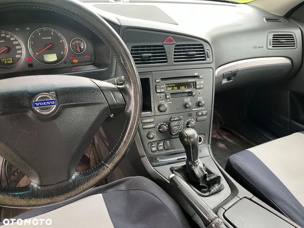 Volvo S60 2.4 D5 - 5