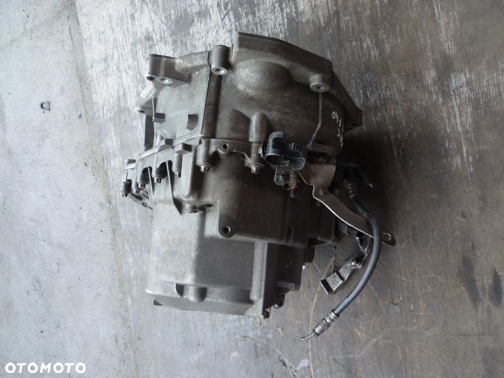 OPEL  VECTRA C 2.0T  SKRZYNIA BIEGÓW 12788917 F40 - 8