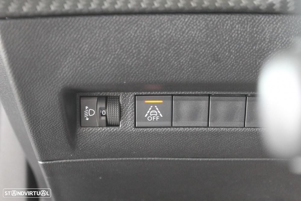 Peugeot 2008 1.5 BlueHDi Active Pack - 33