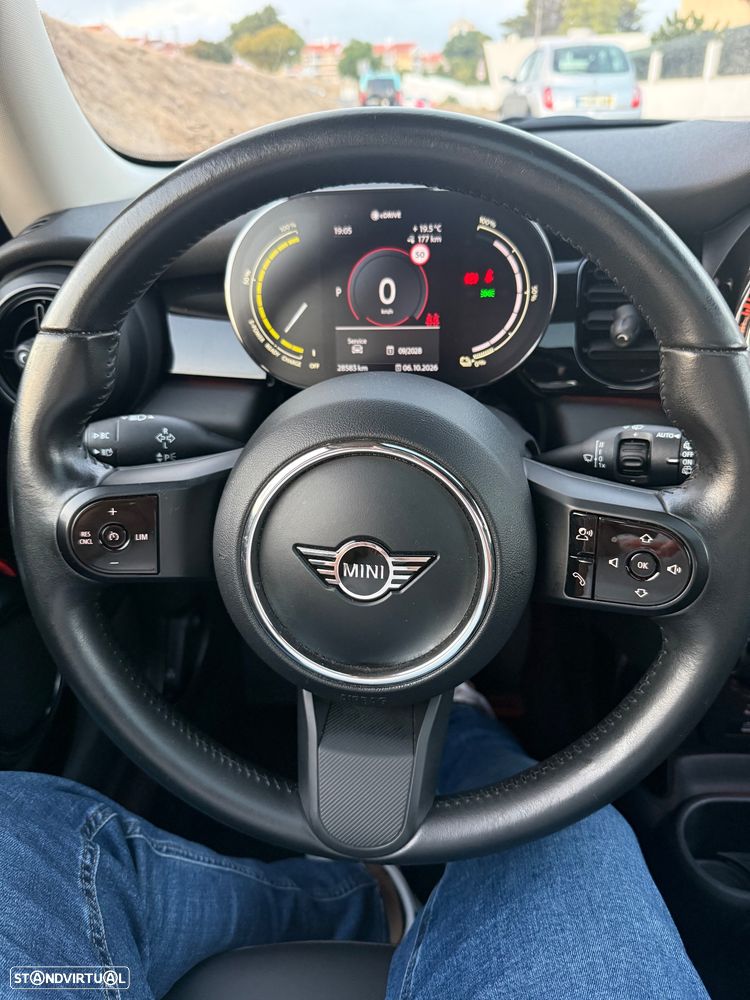 MINI 3 Portas Cooper SE Camden Edition - 23
