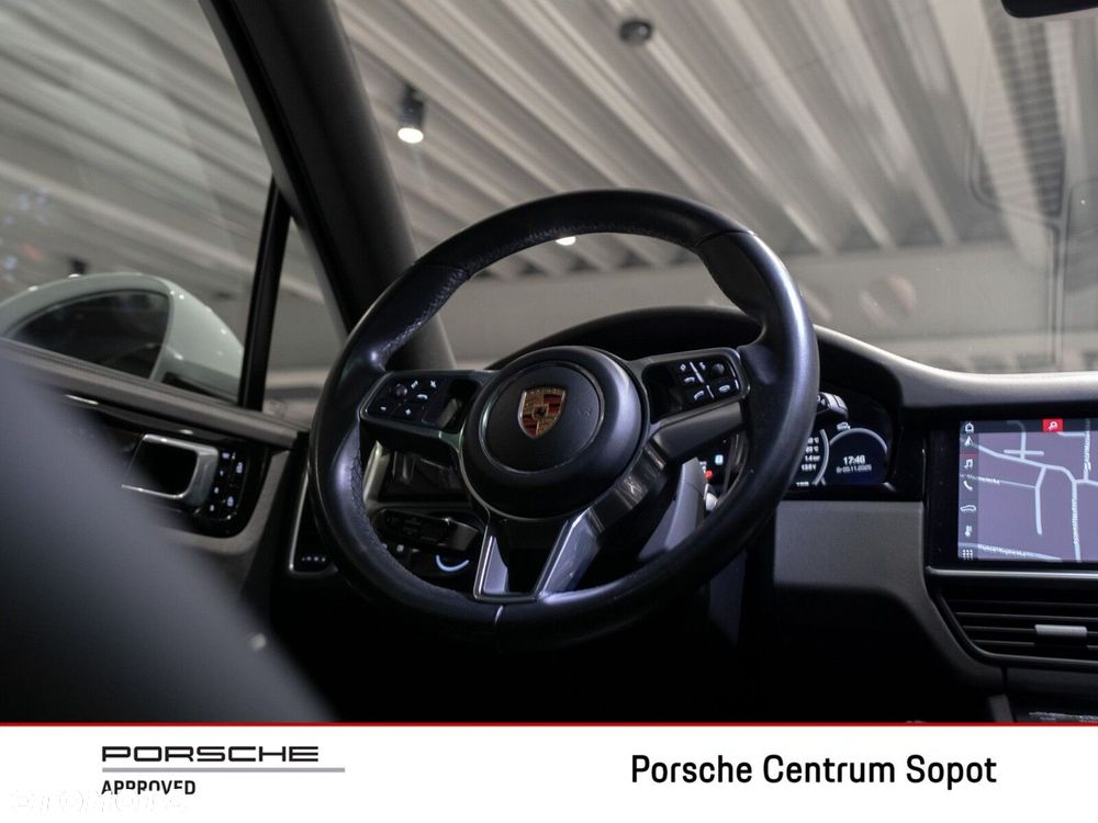 Porsche Cayenne Standard - 17