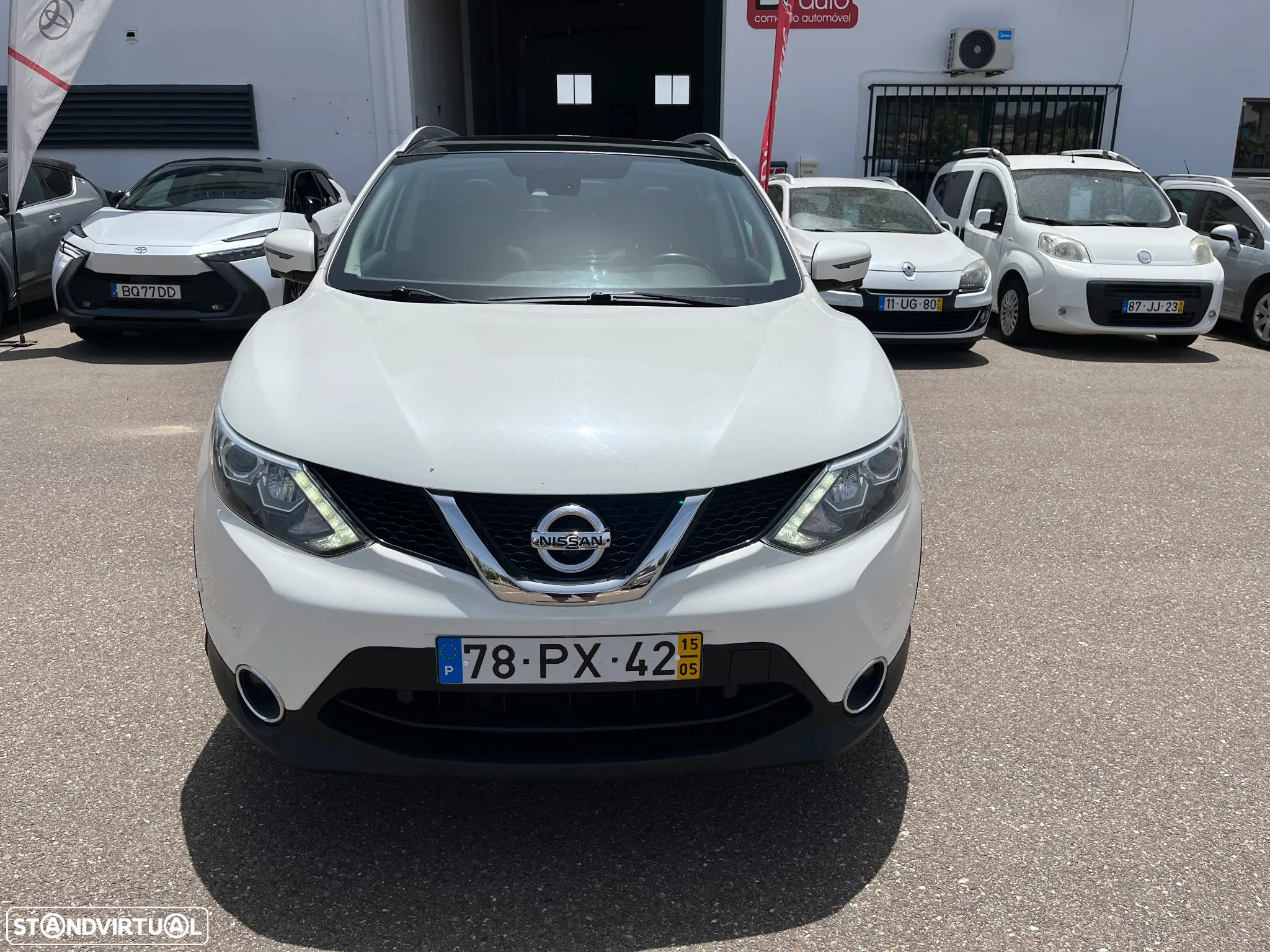 Nissan Qashqai 1.5 dCi Tekna Premium - 9