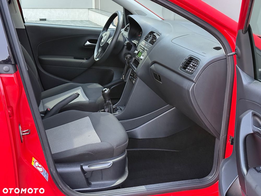Volkswagen Polo - 28