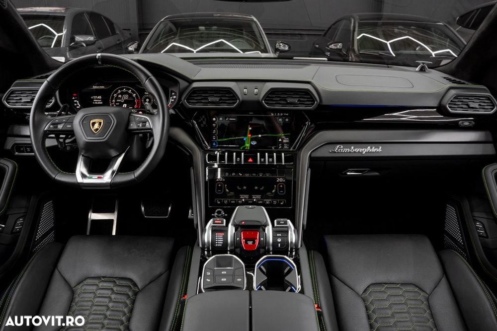 Lamborghini URUS Standard - 9