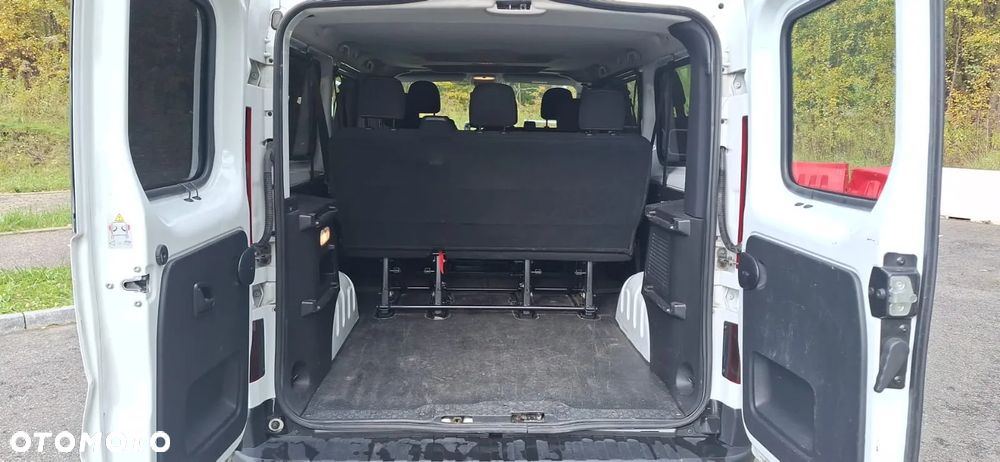 Renault Trafic Grand 1.6 dCi - 15