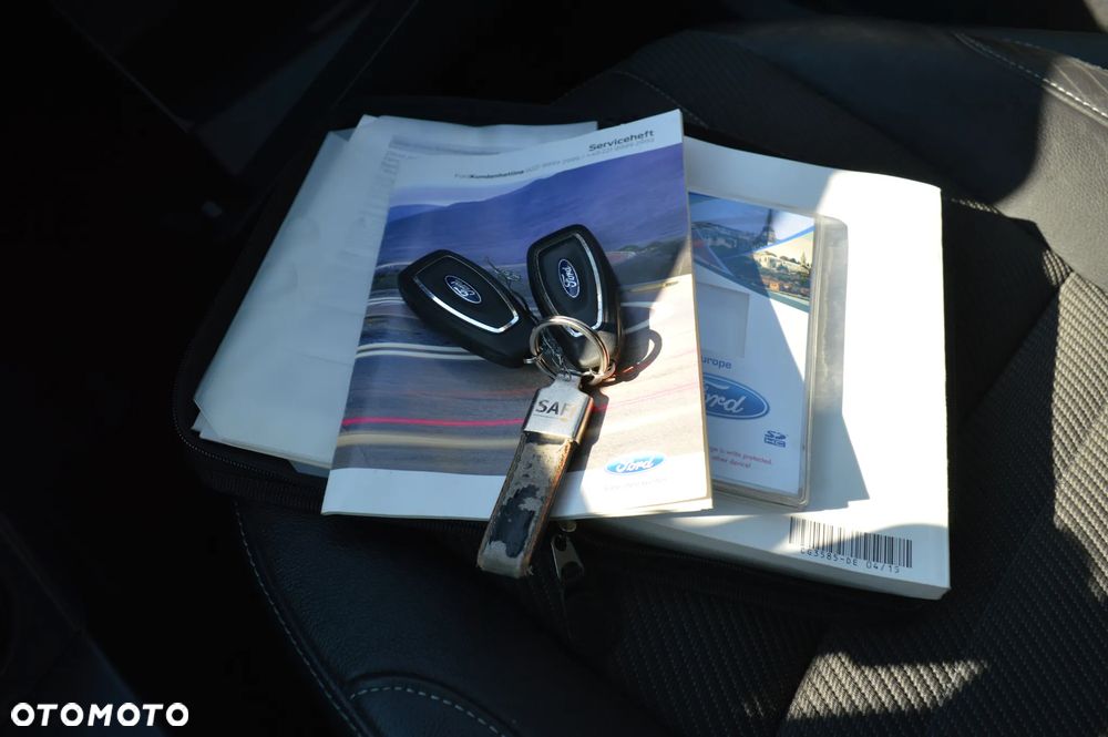 Ford Kuga 2.0 TDCi 4WD Titanium Plus - 26