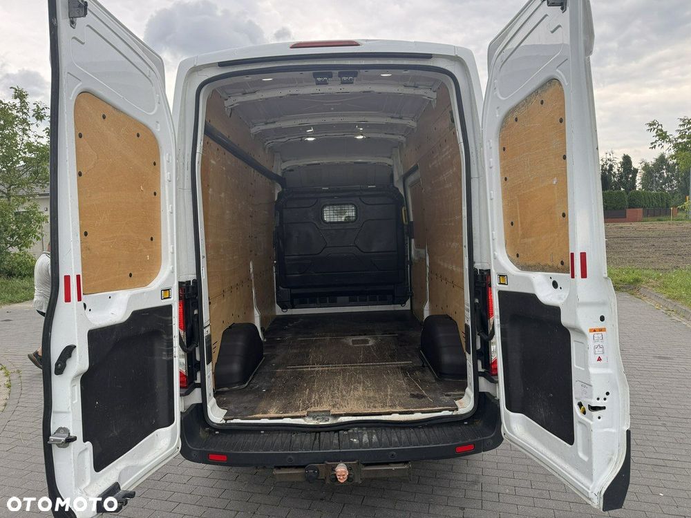Ford Transit - 9