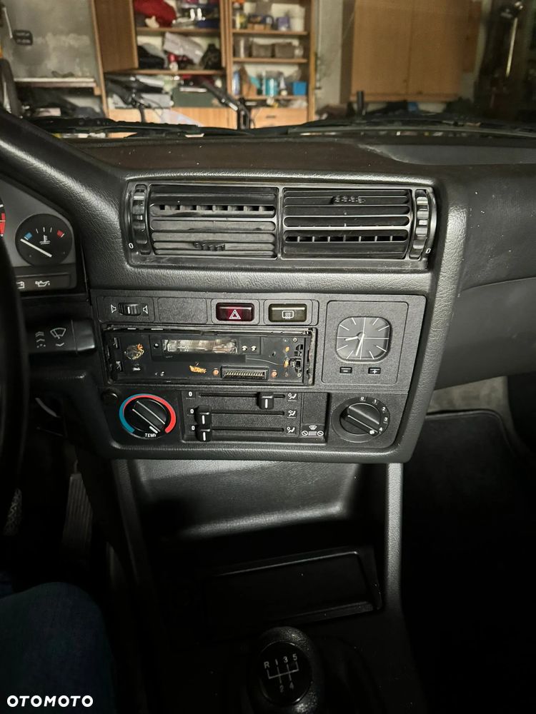 BMW Seria 3 325iX - 5