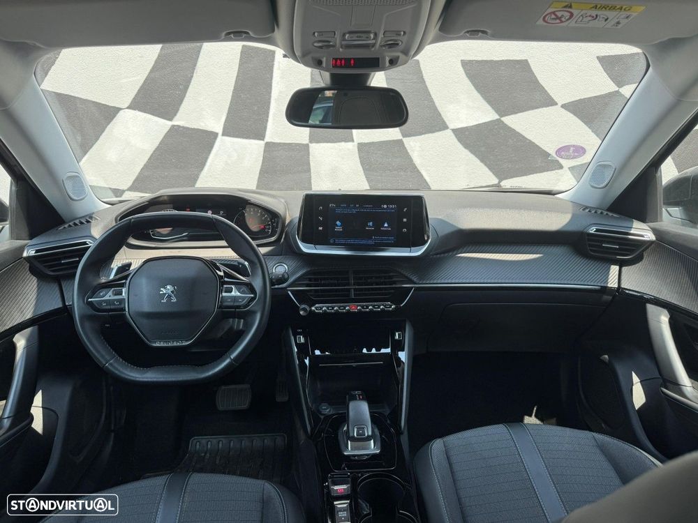 Peugeot 2008 1.2 PureTech Allure EAT8 - 2