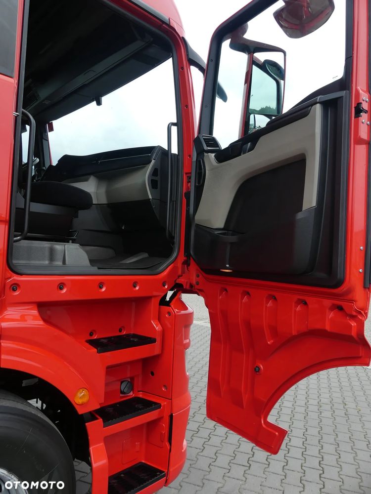 MAN TGX 18.510 / PEŁNY ADR / RETARDER / KLIMA POSTOJOWA / - 27