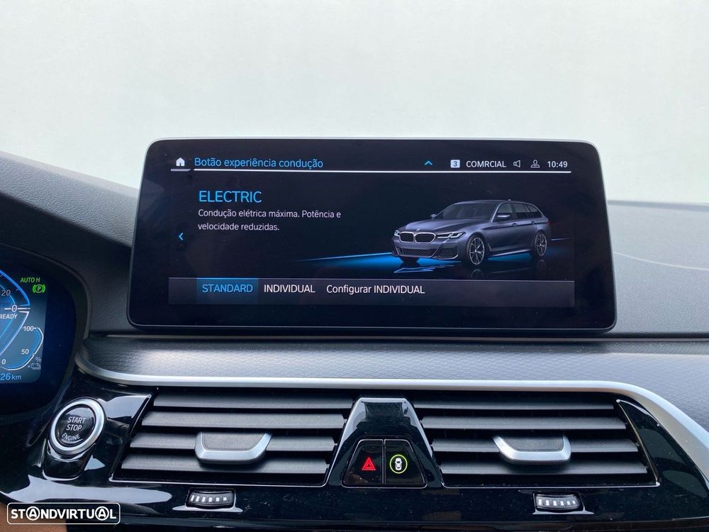 BMW 530 e Pack Desportivo M - 13