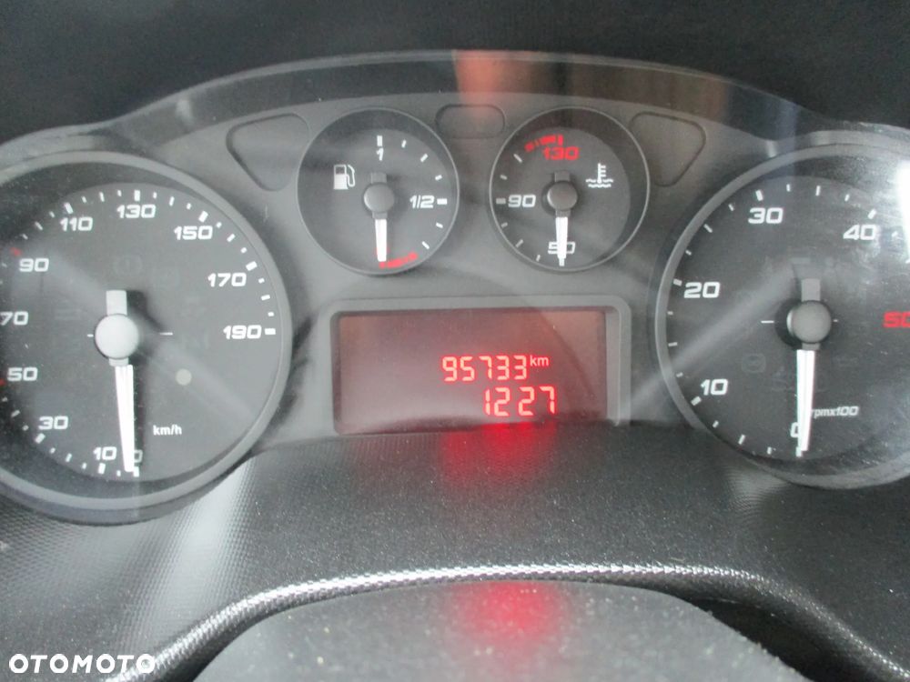 Iveco Daily 3.0 na bliźniaku 70C18 skrzynia, laweta, rama, HDS, 70-180 kiper - 13