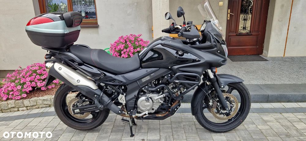 Suzuki V-STROM - 4