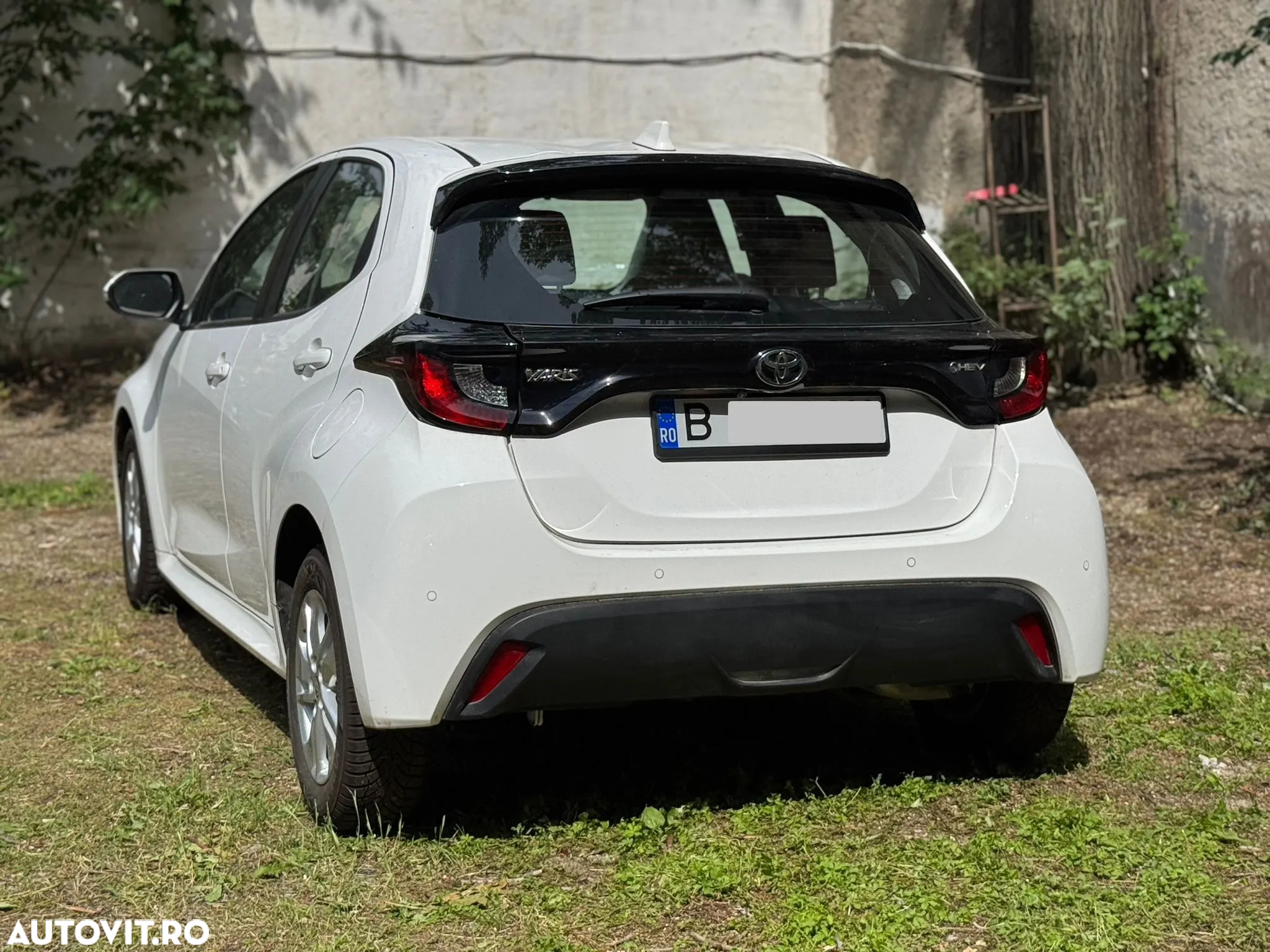 Toyota Yaris 1.5 116 CP HEV Dynamic - 10