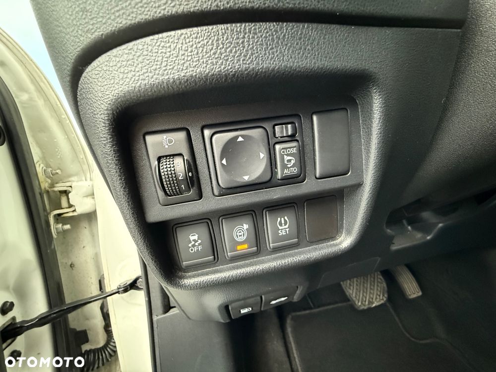 Nissan Juke 1.6 Xtronic Tekna - 27
