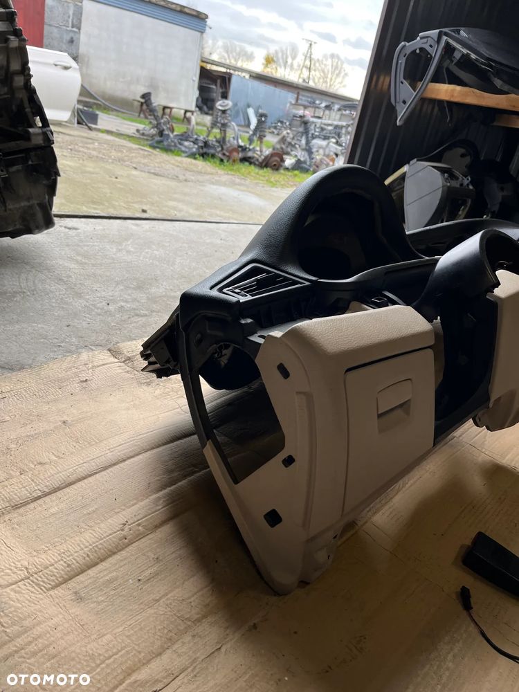 BMW 5 F10 F11 DESKA ROZDZIELCZA KOKPIT KONSOLA ARIBAG NAPINACZE ORYGINAŁ KOMPLET - 4