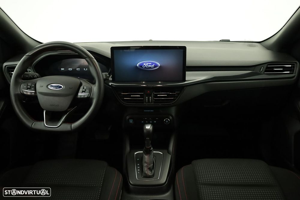Ford Focus SW - 8