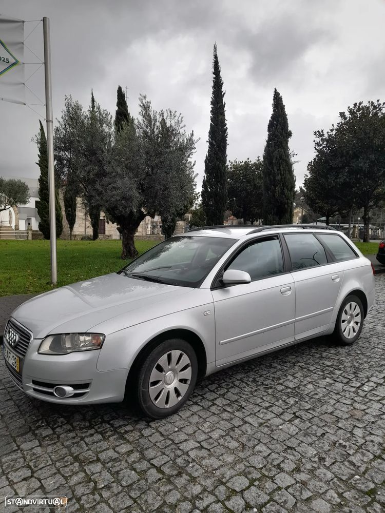 Audi A4 Avant 1.9 TDI exclusive - 1