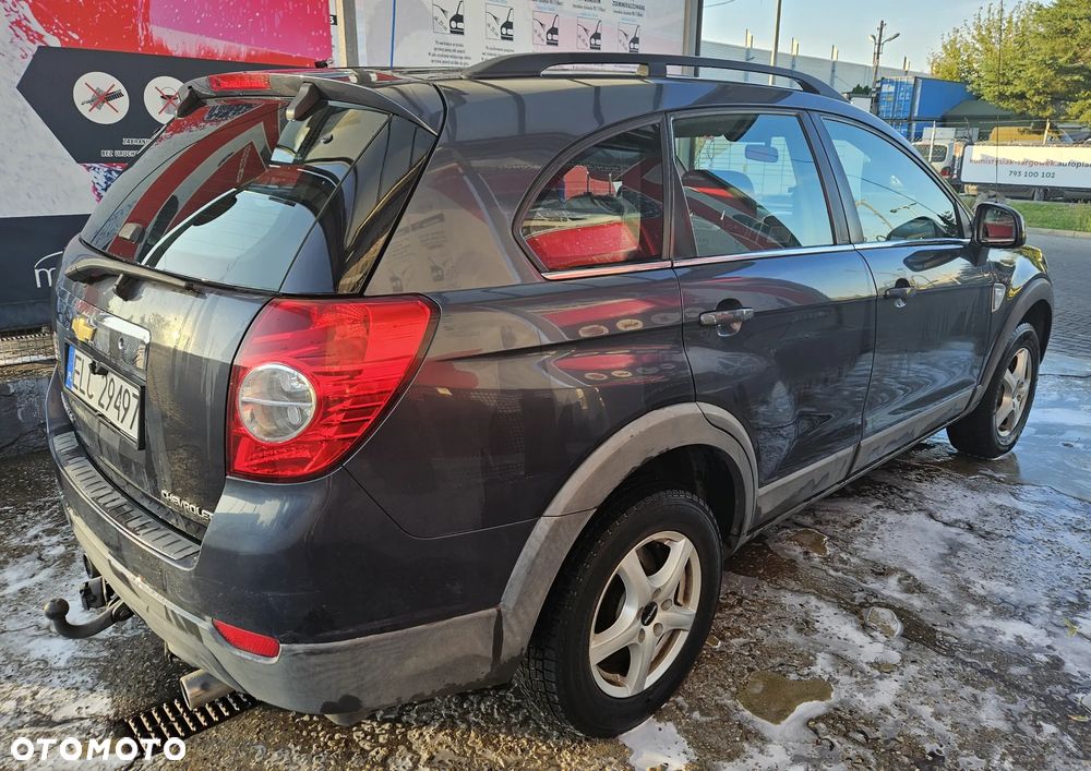 Chevrolet Captiva 2.4 LS - 5