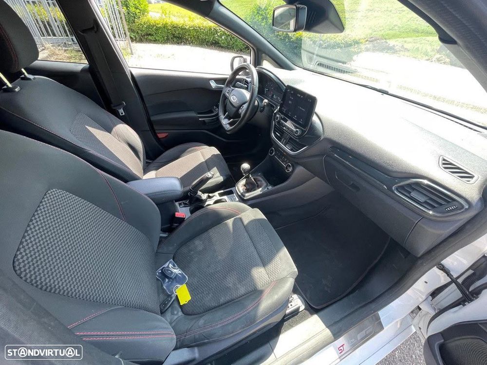 Ford Fiesta 1.0 EcoBoost S&S ST-LINE - 6