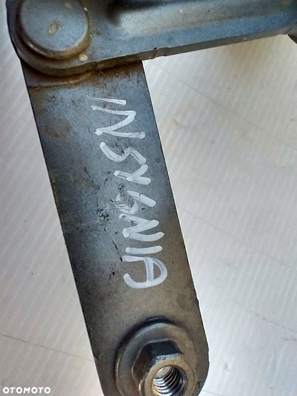 OPEL INSIGNIA II B 17- ZAWIASY MASKI PRZÓD SIŁOWNIKI 39126609 39126608 - 7