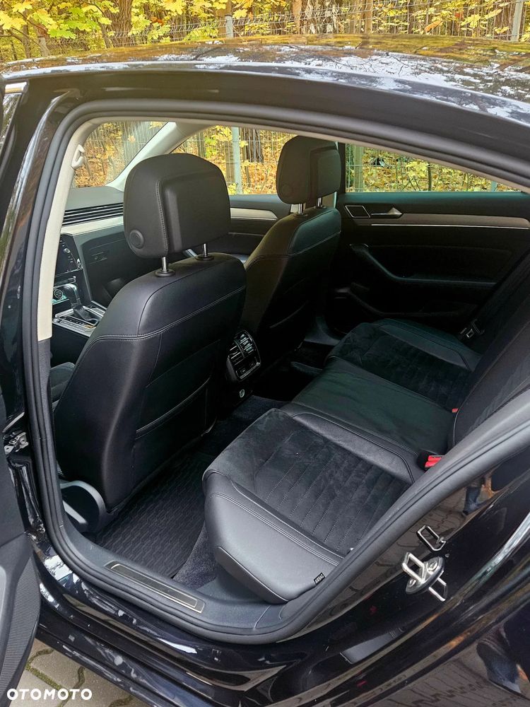 Volkswagen Passat 2.0 TSI BMT 4Mot Highline DSG - 22