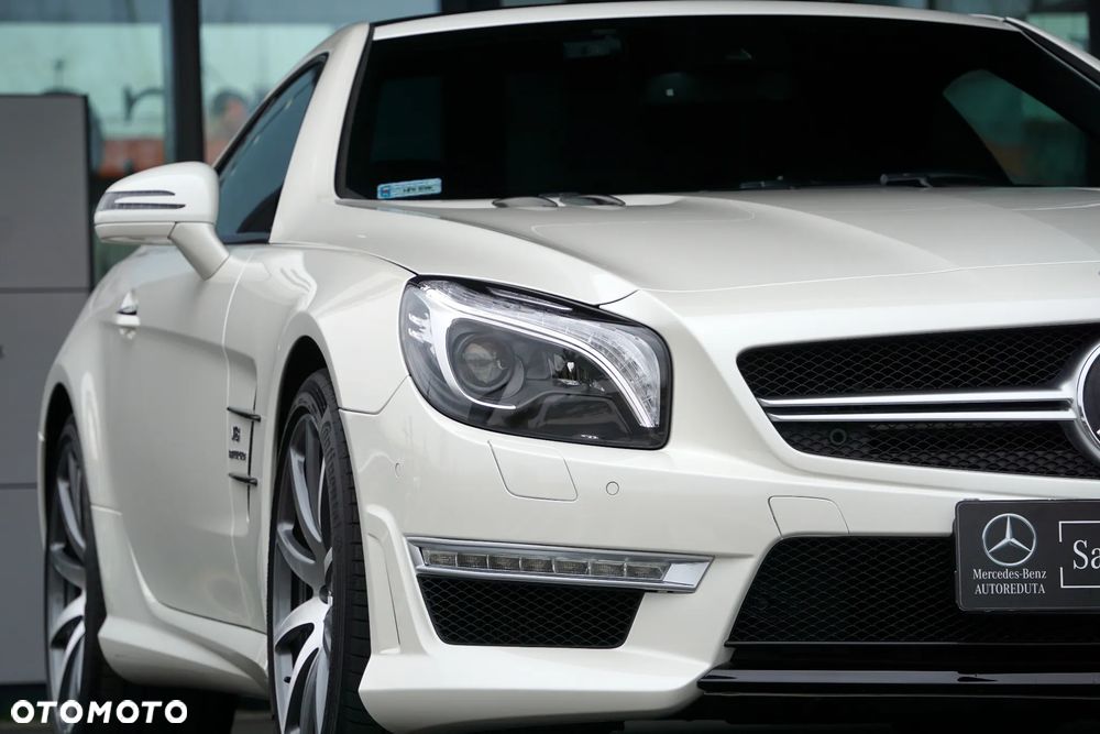 Mercedes-Benz SL 63 AMG AMG Speedshift MCT 7-Gang Sportgetriebe AMG Performance Package - 16