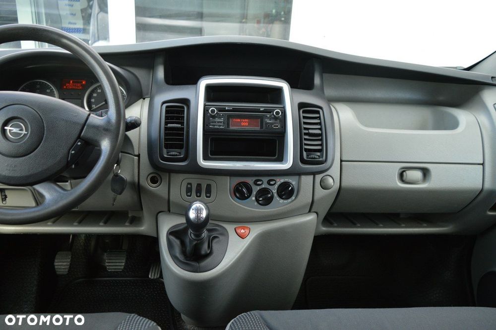Opel Vivaro - 23