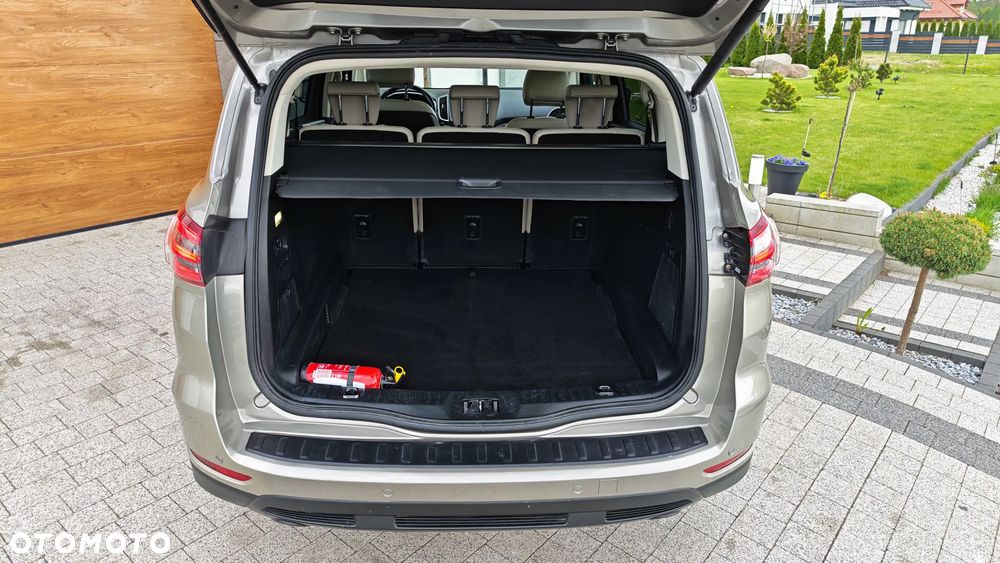 Ford S-Max 2.0 TDCi Titanium - 23