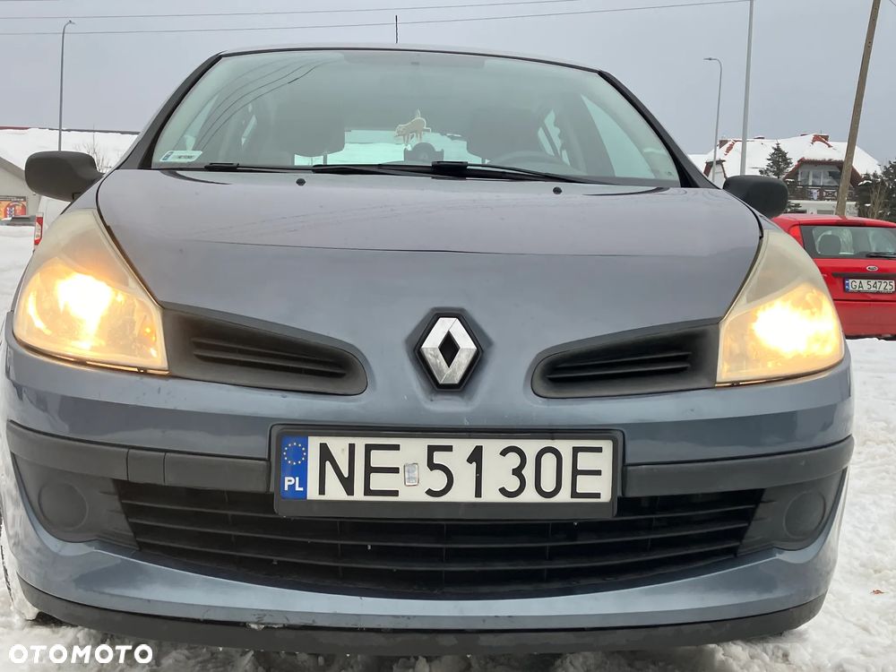Renault Clio 1.2 16V Authentique - 1