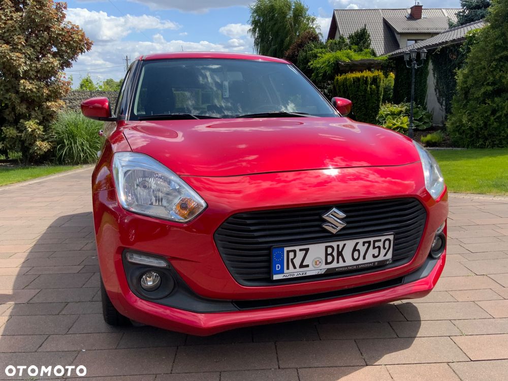 Suzuki Swift 1.2 Premium Plus CVT - 20